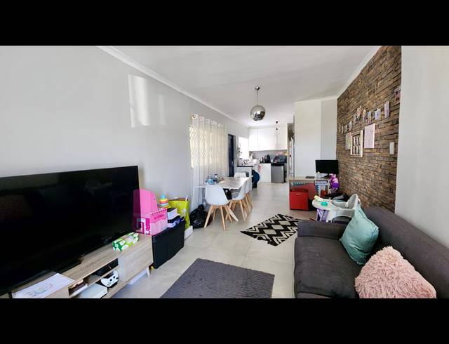 2 BEDROOM APARTMENT TO LET IN GOODWOOD ESTATE